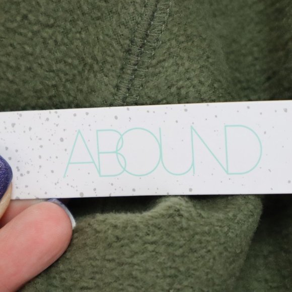 NEW Abound XS Mock Neck Long Sleeve Cropped Fleece Pullover Blouse Top Olive - Picture 5 of 6